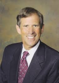 Barry Warren's Instagram, Twitter & Facebook