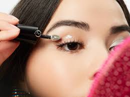 how to apply liquid eyeshadow makeup