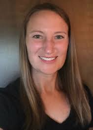 Suzanne Hull's Instagram, Twitter & Facebook