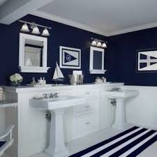 Another beach themed bathroom mirrors with oyster shells as its frame, but this one comes in the circular shape which looks so adorable. 69 Sea Inspired Bathroom Decor Ideas Digsdigs