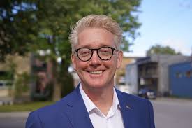 « Archy » la personnalité publique se lance en politique municipale