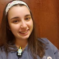 Bobine de badge Wonder Woman™ Nurse Doctor Aqua Scrubs faite avec LEGO®  Minifigure™