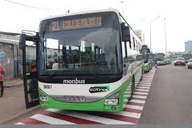 In 1990 the lowest number seen was 657, the highest was 2143. Acturoutes La Vie Comme Ca Roule Actualite Abidjan Le Point De Chargement Des Woro Woro De La Gare De Bassam Cede