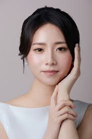 Dora Lin Makeup Studio