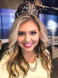 Beth Justus's Instagram, Twitter & Facebook