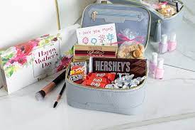 With all these gift ideas, you're going to find something that's absolutely perfect just for her. Mother S Day Gifts From The Heart Hersheyland