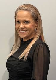 Crystal Dutton's Instagram, Twitter & Facebook