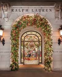 Christmas decoration outdoor images in ralph. Ralph Lauren Madison Avenue New York City Usa The Style And Spirit Of The Season Photo By Ralph Lauren Ralph Lauren Home Outdoor Christmas Ralph Lauren