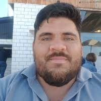 40+ perfiles de «Bernardo Castro»