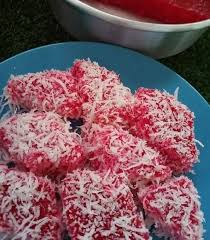 ﻿ kuih sagu adalah kuih kegemaran anak kedua kami, nellisa. Resepi Kuih Sagu Dapur Bisnes