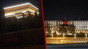 15 eylül'de moldovya'nın kişinev şehrindeki i̇çişleri bakanlığı binasına bir haç yerleştirilmişti. Aym Ile Icisleri Bakanligi Arasinda Atisma Isiklarimiz Hic Sonmuyor