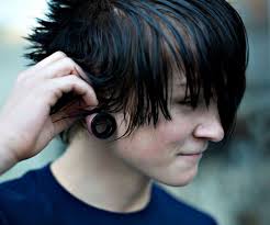 Emo hairstyles are often associated with the youth because of its rebellious aura and the use of wild hair colors such as red, purple, blue, green and pink. Emo Hairstyles An Overview Of Popular Hairstyles Technique Photo Emo Haircut Styles