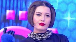 Popüler kültüre kendini kaptırmış yüzlerce kızdan biridir. Sk1kdgi Gwxgym