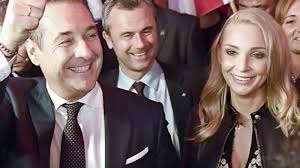 Er sitzt bereits für das team hc strache im wiener gemeinderat und ist einer der jüngsten überläufer aus den reihen der fpö. Philippa Strache Fliegt Aus Der Fpo Offentliche Mitteilung Mit Parteischadigendem Charakter Politik