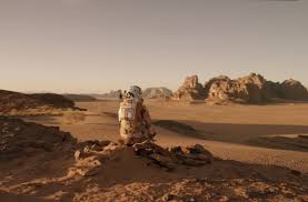 An astronaut becomes stranded on mars after his team assume him dead, and must rely on his ingenuity to find a way to signal to earth that he is alive. Der Marsianer Rettet Mark Watney Im Kinopolis Main Taunus