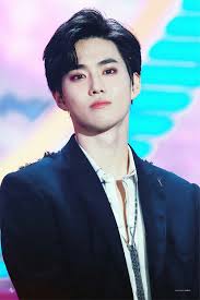 Animated gif discovered by 두이구. 171202 Suho Mma 2017 Suho Suho Exo Kim Junmyeon
