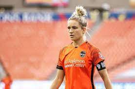 She and samantha will be the first sisters to play for the senior. Kristie Mewis Boyfriend Engaged Wikipedia Net Worth Age Height