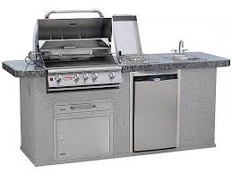 Stucco, stone veneer, trellis, islands, etc. Bull Outdoor Products Outdoor Kitchen Island In Stucco 31010