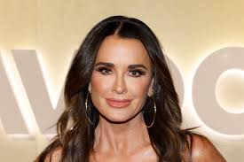 Kyle Richards Young, Shares Old Photo of Herself at 21