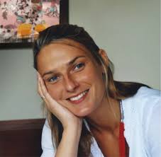 Amelia Mcneil's Instagram, Twitter & Facebook