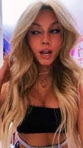 Molly Pullin's Instagram, Twitter & Facebook