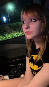 Nicole Malik's Instagram, Twitter & Facebook