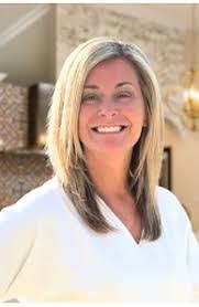 Barbara Nevitt's Instagram, Twitter & Facebook