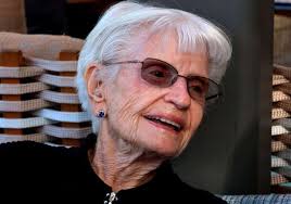 World War II nurse donates Pearl Harbor bullet once lodged in husband's  heart to national museum in Hawaii