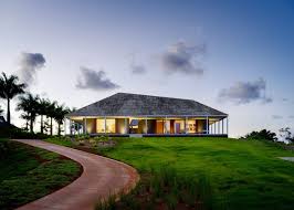 House of the fish spotter, is a modern beach vacation home that takes its cues in traditional hawaiian architecture. Five Of The Best Houses In Hawaii On Dezeen