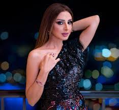 Her debut was in 1987 under. Ø£Ù†ØºØ§Ù… ØªØ±ÙˆØ¬ Ù„Ø£ØºÙ†ÙŠØªÙ‡Ø§ Ø¨Ø­Ø¨Ùƒ ÙˆØ¨Ø±ØªØ§Ø­Ù„Ùƒ ØµØ­ÙŠÙØ© Ø§Ù„Ø¹Ø±Ø¨