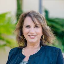 Salvador Mora, Loan Officer