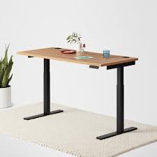 The uplift desk v2 is made from a new, lighter standing frame with improved stability and increased it has colors like the classic black, american walnut, red cherry, light oak or a bright moonlight white. Best Standing Desks Of January 2021 Reviews And Comparison