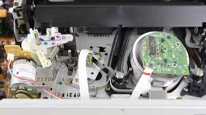 Any Solution If Eject Button On Vcr Is Broken And No Remote? | Tapeheads.Net