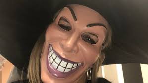 Halloween spirits happily haunt Queen Anne home in Hingham