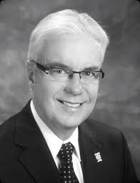 LU 13544.13 Convocation Program TB.indd