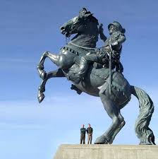 Translations of the word oñate from spanish to english and examples of the use of oñate in a sentence with their translations: The Equestrian Xii Travelers Memorial Of The Southwest
