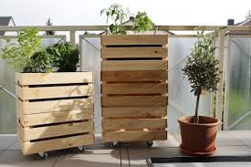 Diy Hochbeet Aus Ikea Hack Die Anleitung Zum Ratzfatz Selbstgebauten Hochbeet Aus Ikea Kisten Auf Dem Blog Unter Https Hochbeet Garten Hochbeet Diy Hochbeet