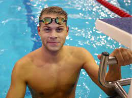 Hungarian swimmer tamas kenderesi, who has been competing at the world championships in south korea, has been banned from leaving the country after being arrested for alleged sexual harassment. Uszas Ebbol A Tortenetbol Nem Johetek Ki Rosszul Kenderesi Nso