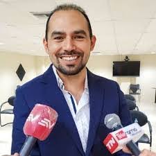 Adrian Rizo's Instagram, Twitter & Facebook