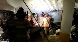 Debris dangles from champlain towers south condo after the multistory building partially collapsed on thursday, june 24, in surfside, florida. Sinsdzexv0chom