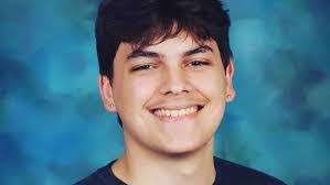 Donna Root's Instagram, Twitter & Facebook