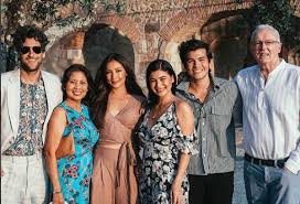 Solenn heussaff has responded to criticism about her choice to promote her art exhibit with a photo taken in the slums. Solenn Heussaff Plans To Have Baby Ahead Of Anne Curtis Erwan Heussaff Philstar Com