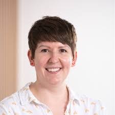 Sarah Dowding's Instagram, Twitter & Facebook