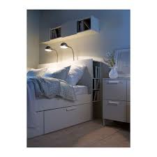 Brimnes Kopfteil Mit Ablage Weiss Ikea Osterreich Decorar Habitacion Pequena Habitaciones Pequenas Cama Con Almacenaje