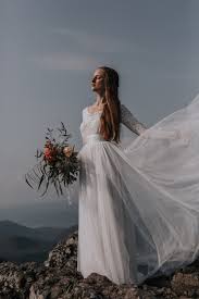Weitere ideen zu brautkleider online, braut, kleider. Fall In Love Brautkleider Fur Herbsthochzeiten Lieschen Heiratet