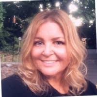 Deborah Guzman's Instagram, Twitter & Facebook