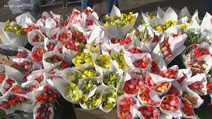 One of seattle's most famous landmarks, pike place market is the oldest continuously working public market in the united. Seattle Photographer Helping Pike Place Market Flower Vendors Stay Afloat King5 Com