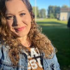 Abby Adams (AbbyAdams_94)