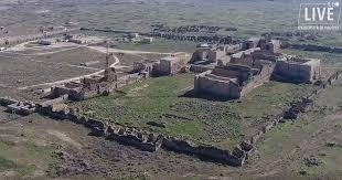 Dalla ricchissima fototeca, che è andata formandosi a partire dagli anni '40, in. Hatra Un Patrimonio Artistico E Archeologico A Rischio Il Bo Live Unipd
