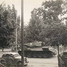 Parteikonferenz quellen forderung nach freien wahlen columbushaus Volksaufstand Des 17 Juni 1953 Live On Twitter The Uprising Is Over And So Is This Project As A Historian I Made Sure That The Contents Of The Tweets That You Read